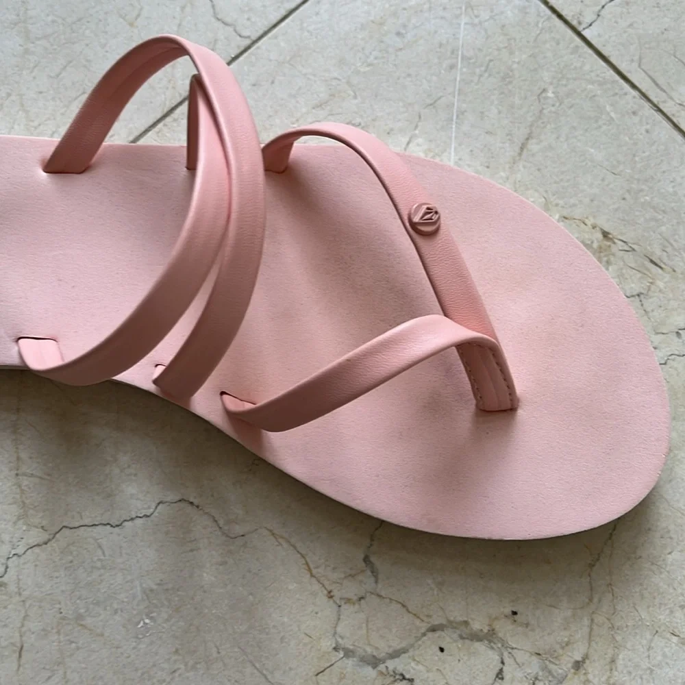 Volcom Pink Easy Breezy LI Flip Flop Sandles - Picture 3 of 6